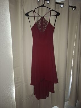 Women’s Burgundy Lace-Back High-Low Dress